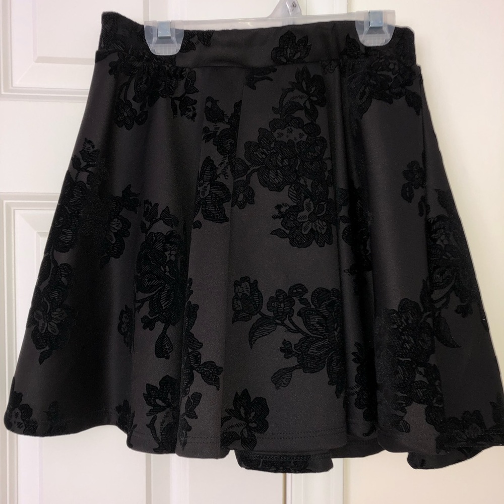 black skirt